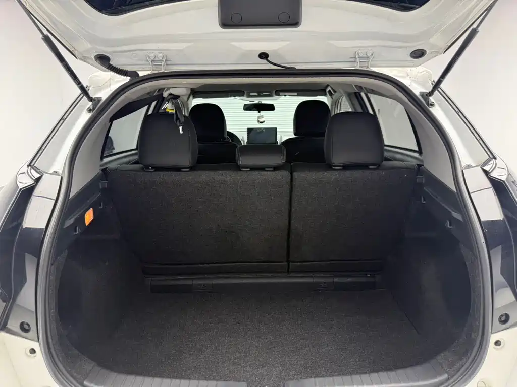 YARiS L Zhixuan Zhixuan X 1.5 L CVT Leading PLUS