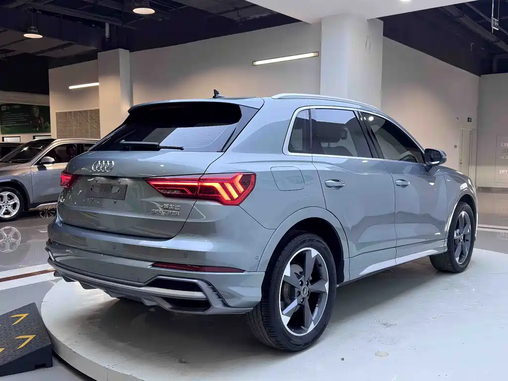 Audi Q3 35 TFSI Fashion Dynamic