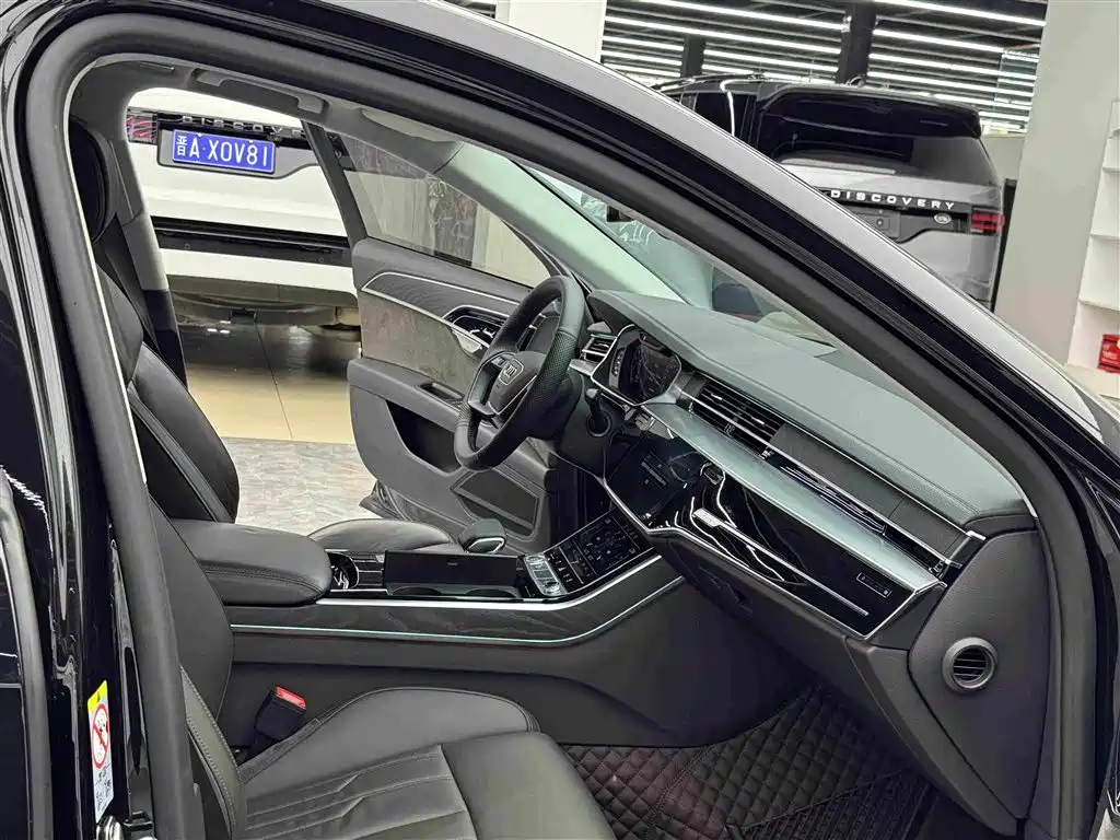 Audi A8 Plus A8 L 50 TFSI quattro Comfort
