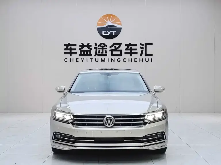 Volkswagen Phideon 380 TSI 2 WD Executive