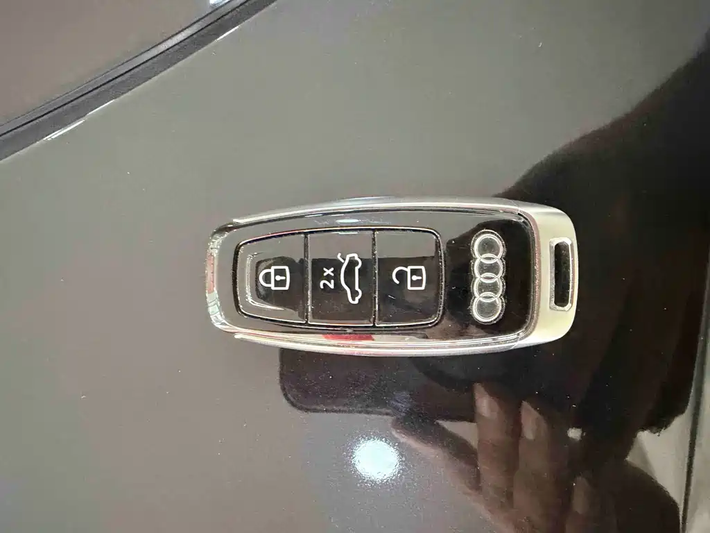 Audi A6 L Facelift 40 TFSI Luxury Dynamic
