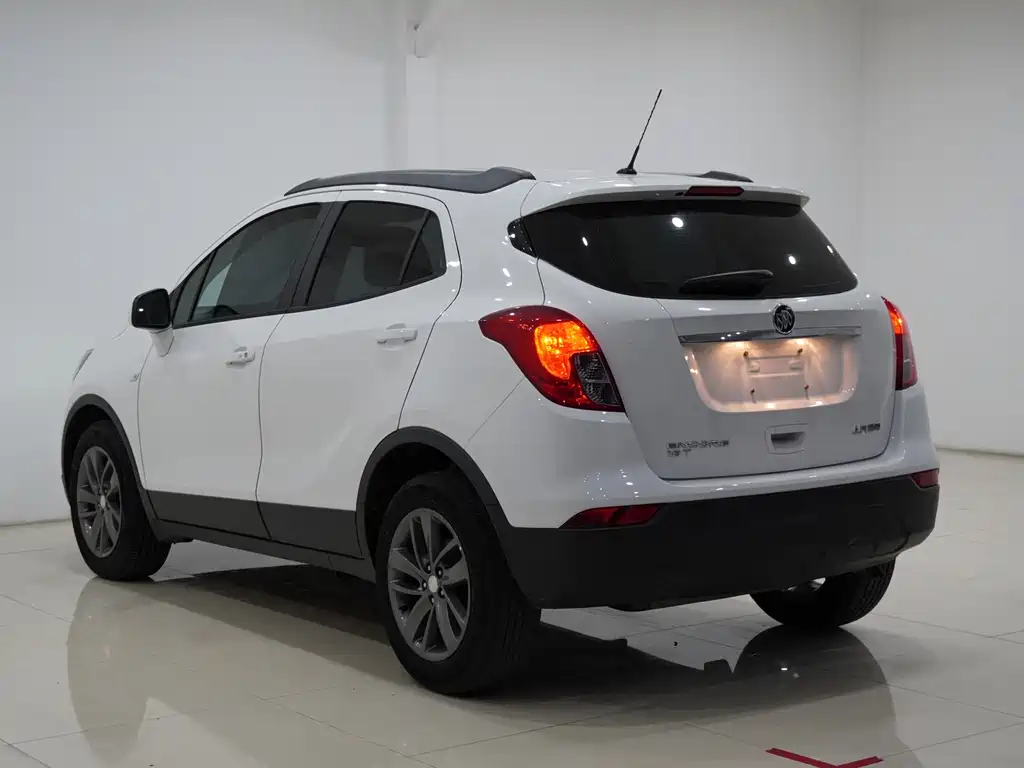 Encore 18 T Auto 2 WD Urban Fashion