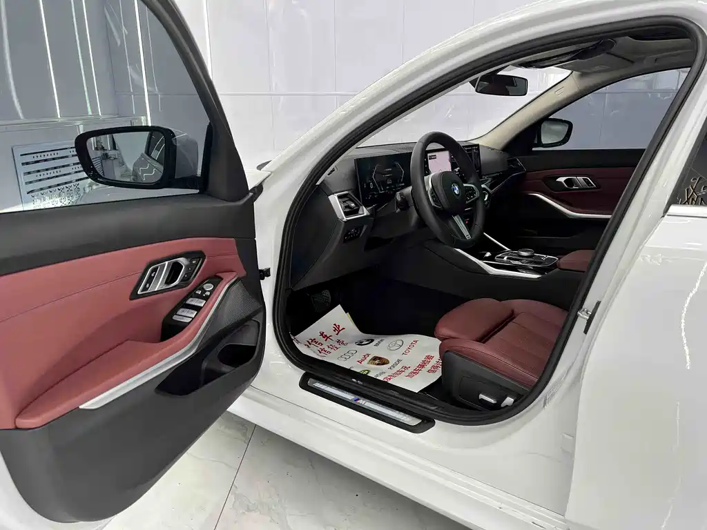 BMW 3 Series 320 Li M Sport Package