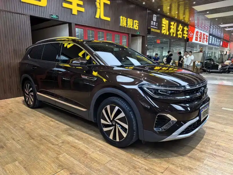 Talagon 380 TSI 4 WD Luxury Premium Realm Pro