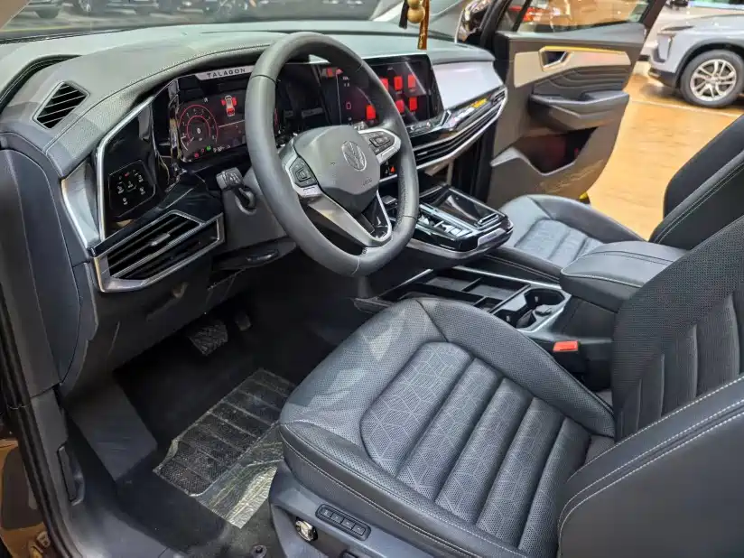 Talagon 380 TSI 4 WD Luxury Premium Realm Pro