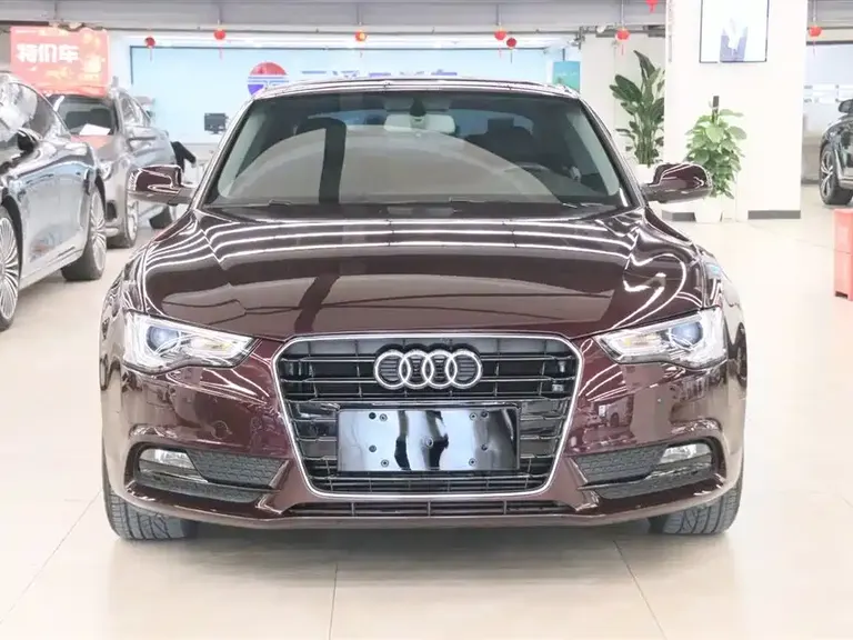 Audi A5 (Import) Coupe 40 TFSI