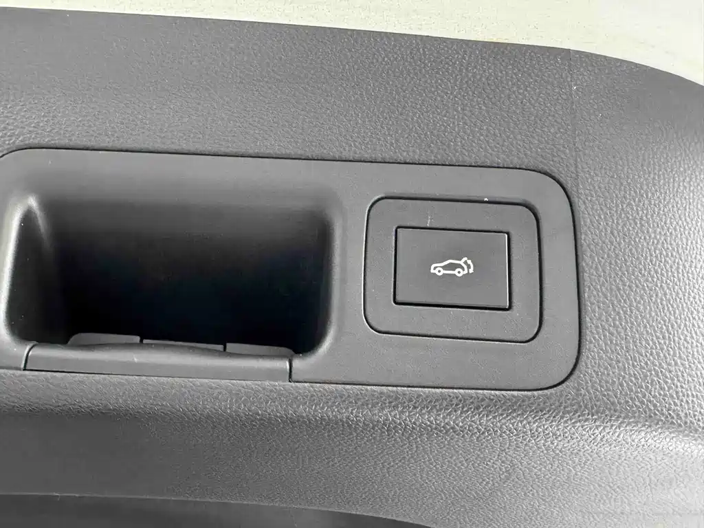 Trumpchi GS4 PLUS 270 T Auto Starry