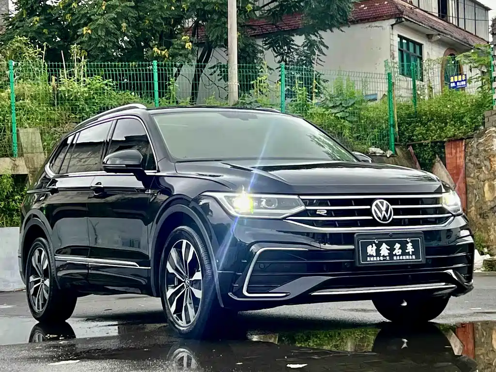 Tiguan L 330 TSI Auto 2 WD R-Line Premium