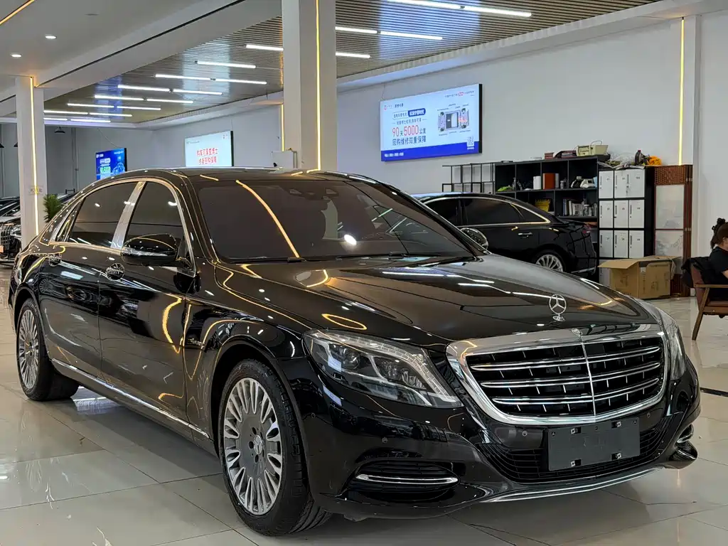 Maybach S-Class S 400 4 MATIC