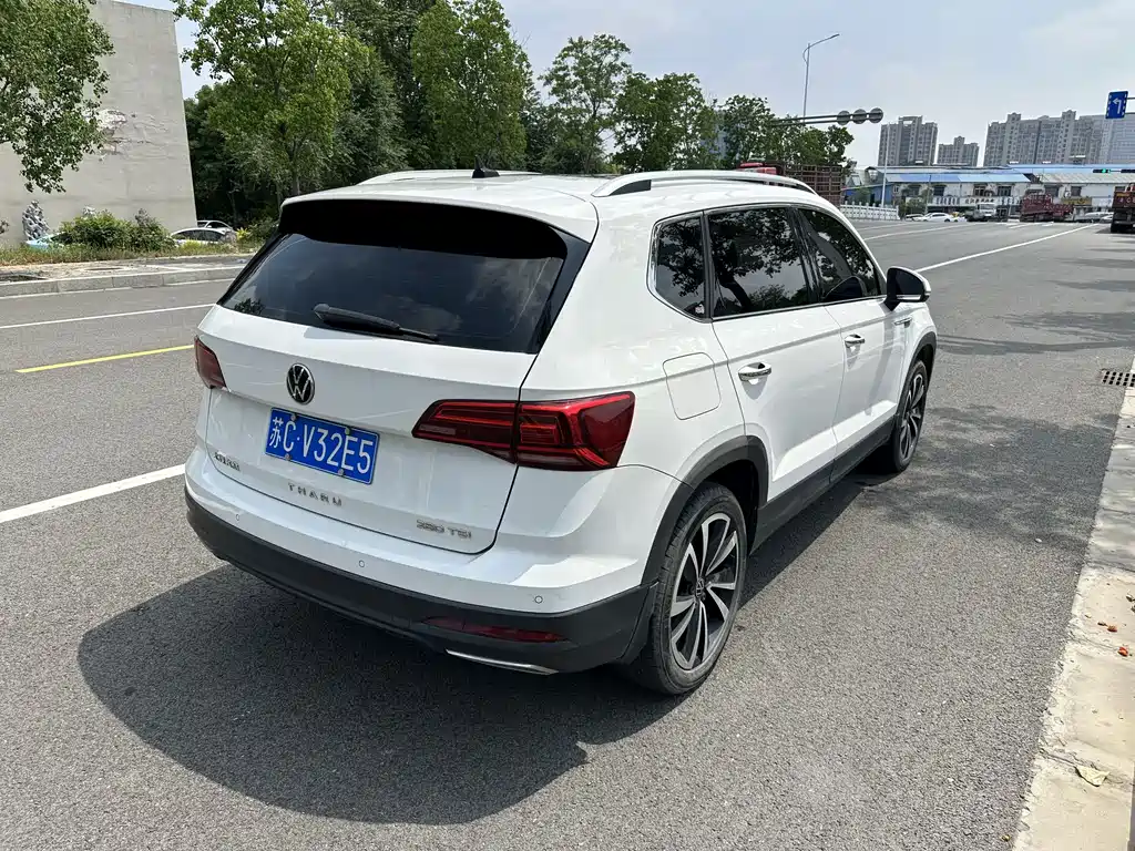 Tharu 280 TSI 2 WD Luxury