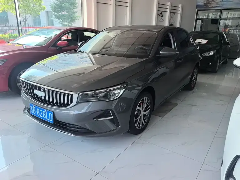 Geely Emgrand 帝豪 2026款 400万纪念款 1.5 L CVT星耀型