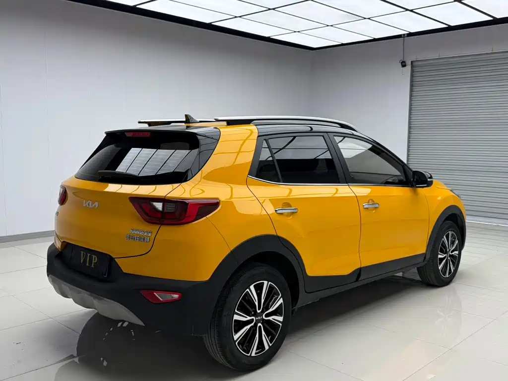 Stonic 1.4 L CVT Sunroof