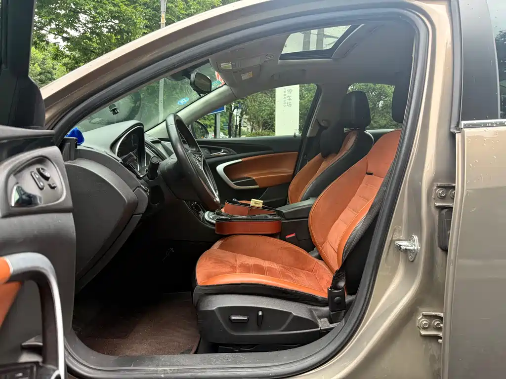 Regal 1.6 T Elite Tech