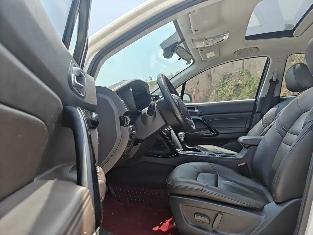 GAC Trumpchi GS4 235 T Auto 2 WD Luxury Connected