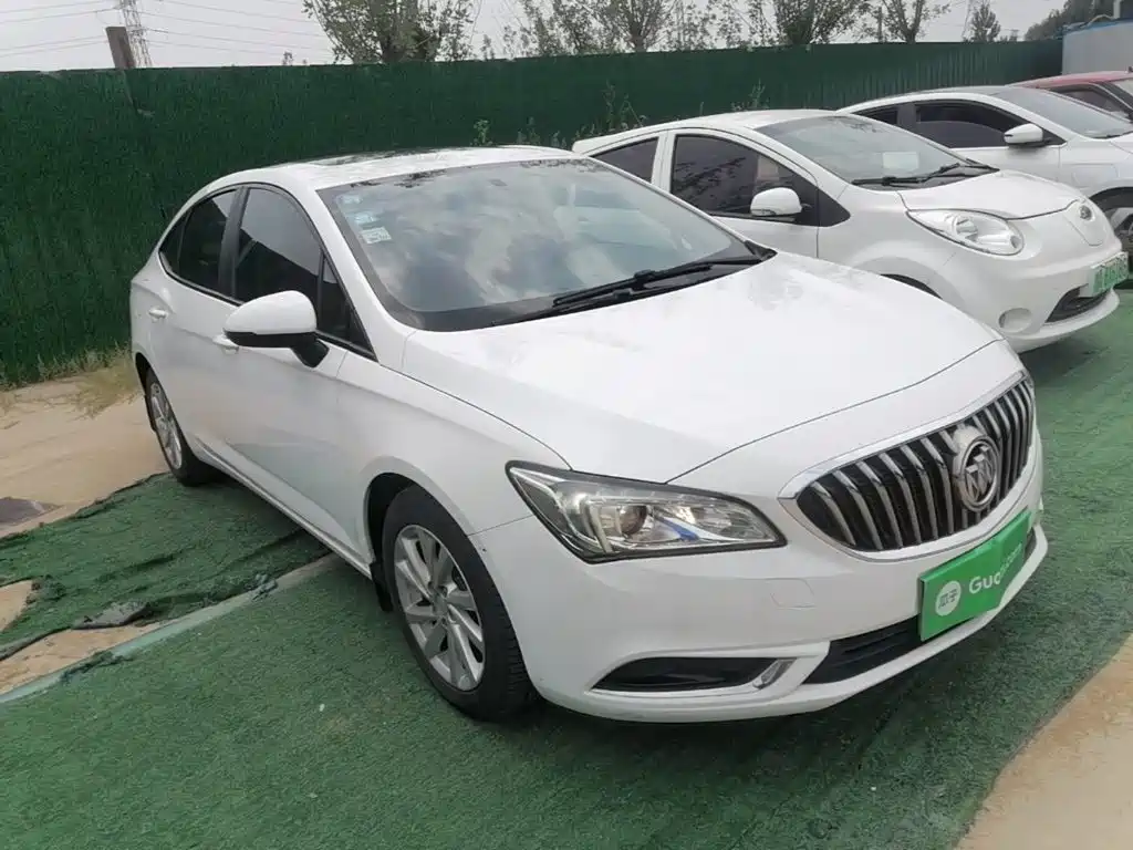 Verano Sedan 15 S Auto Progressive