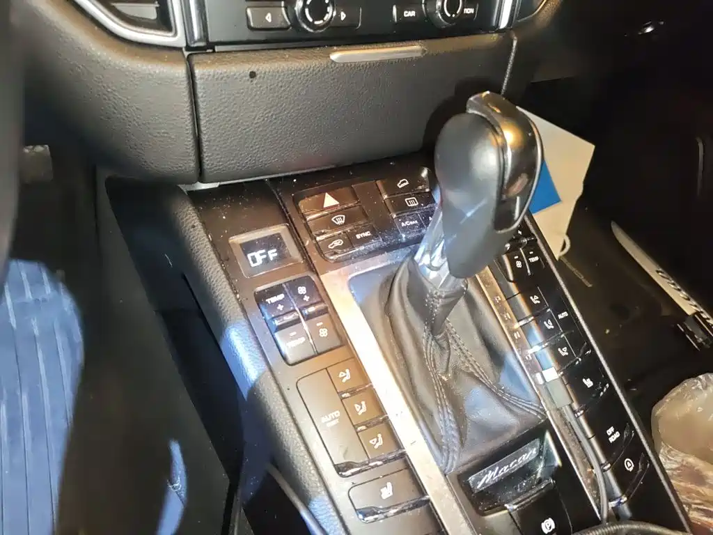 Macan Macan 2.0 T