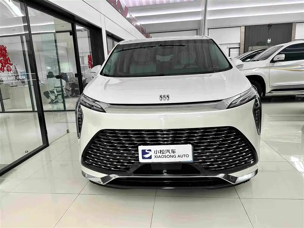 Century 2.0 T 7-seat Heritage