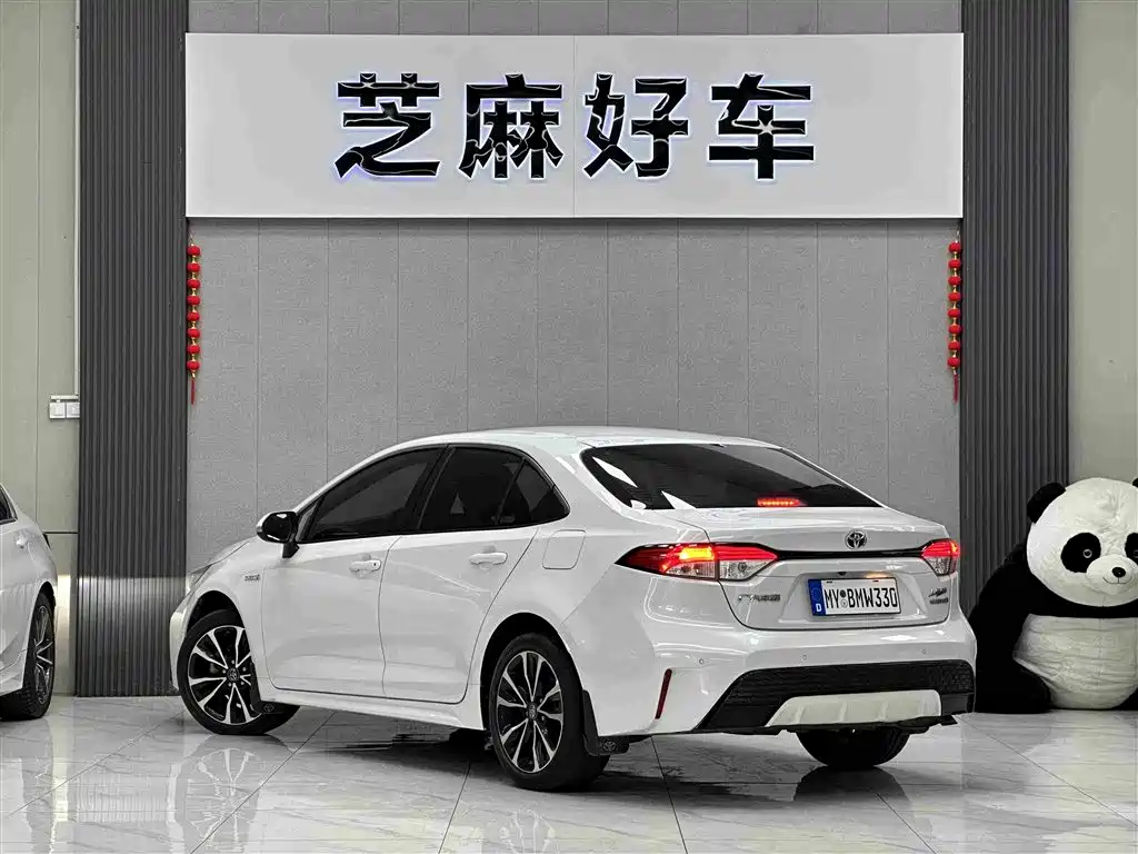 Levin Dual Engine 1.8 H E-CVT Sport