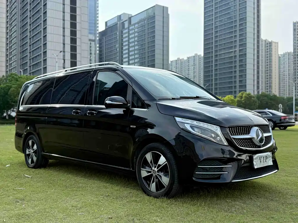 Mercedes-Benz V-Class V 260 L LWB Range Luxury