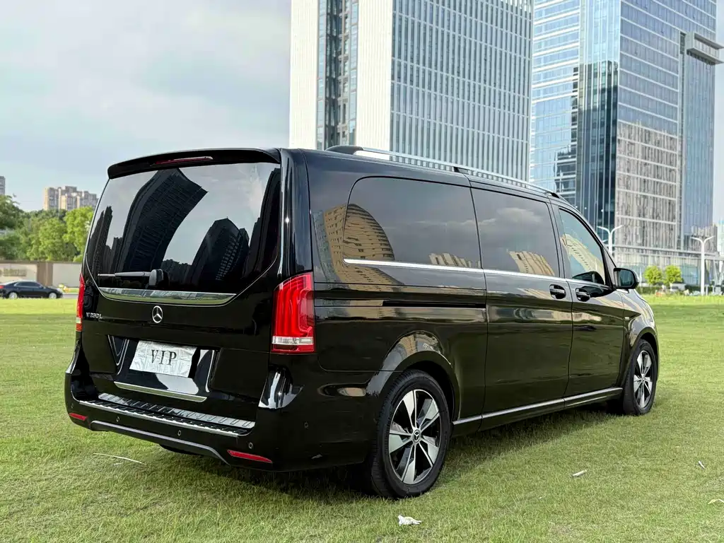 Mercedes-Benz V-Class V 260 L LWB Range Luxury