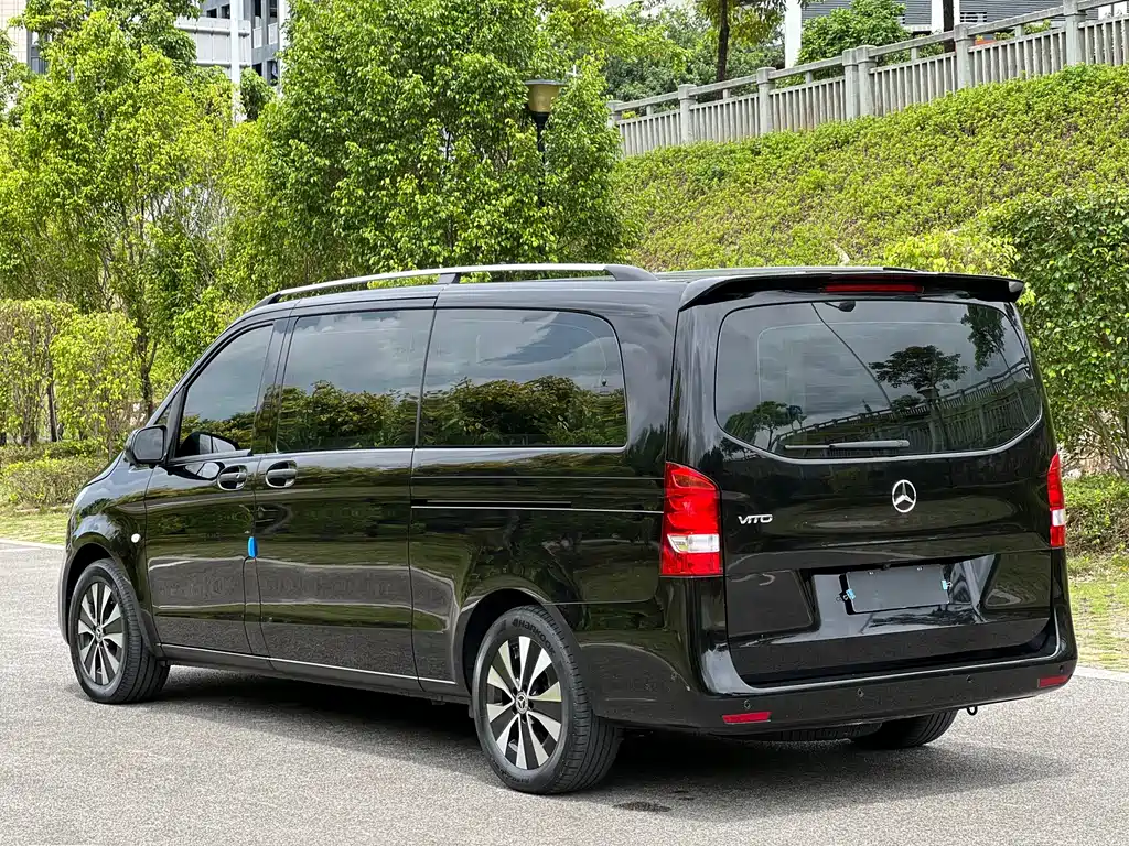 Vito 2.0 T Business 7-seat