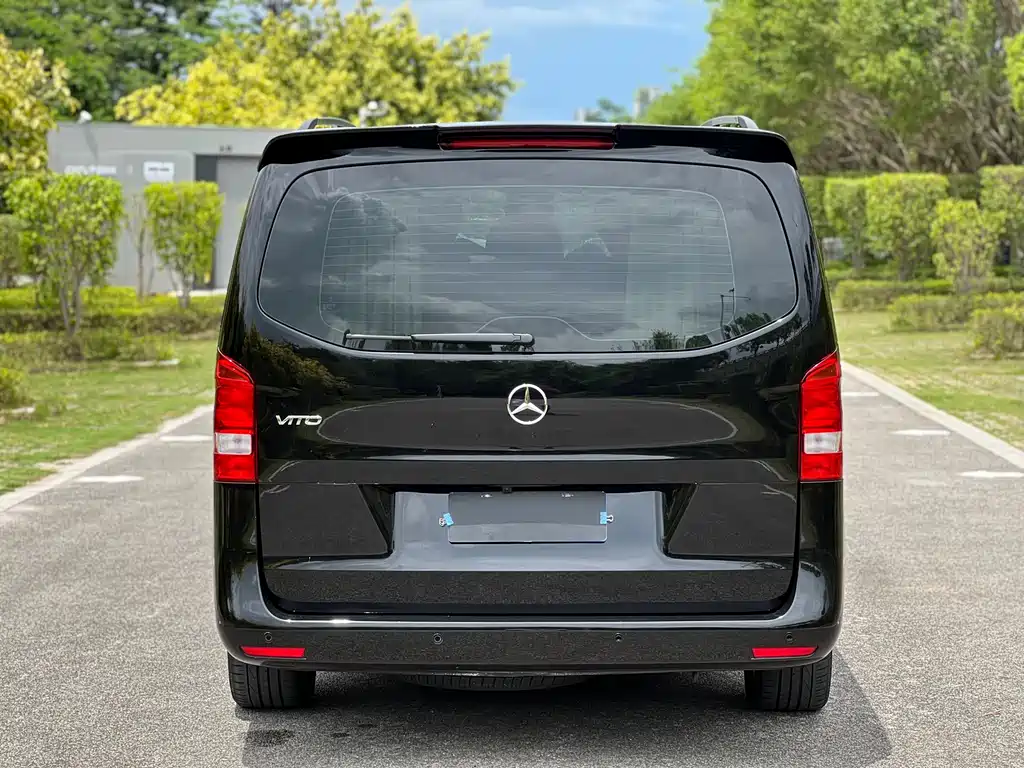 Vito 2.0 T Business 7-seat