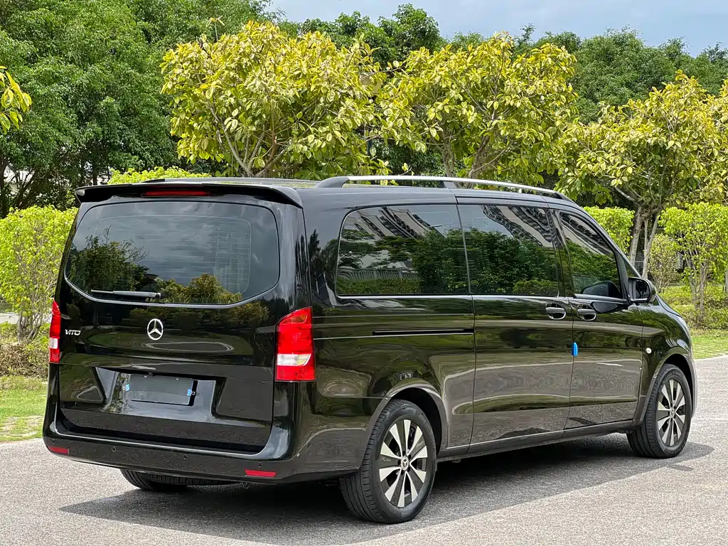Vito 2.0 T Business 7-seat