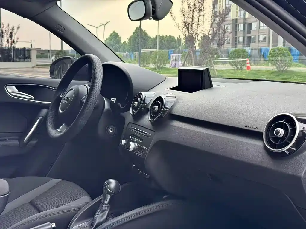Audi A1 30 TFSI Sportback Design Style