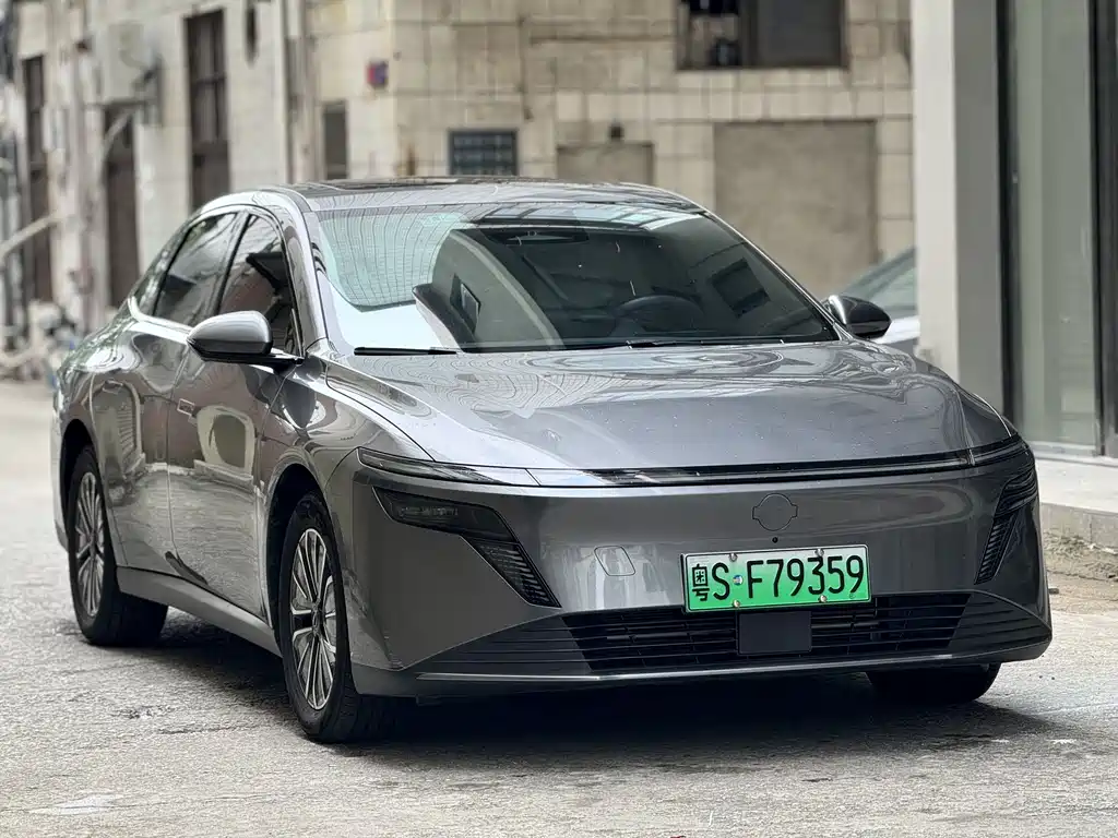 Nissan N6 180 Pro