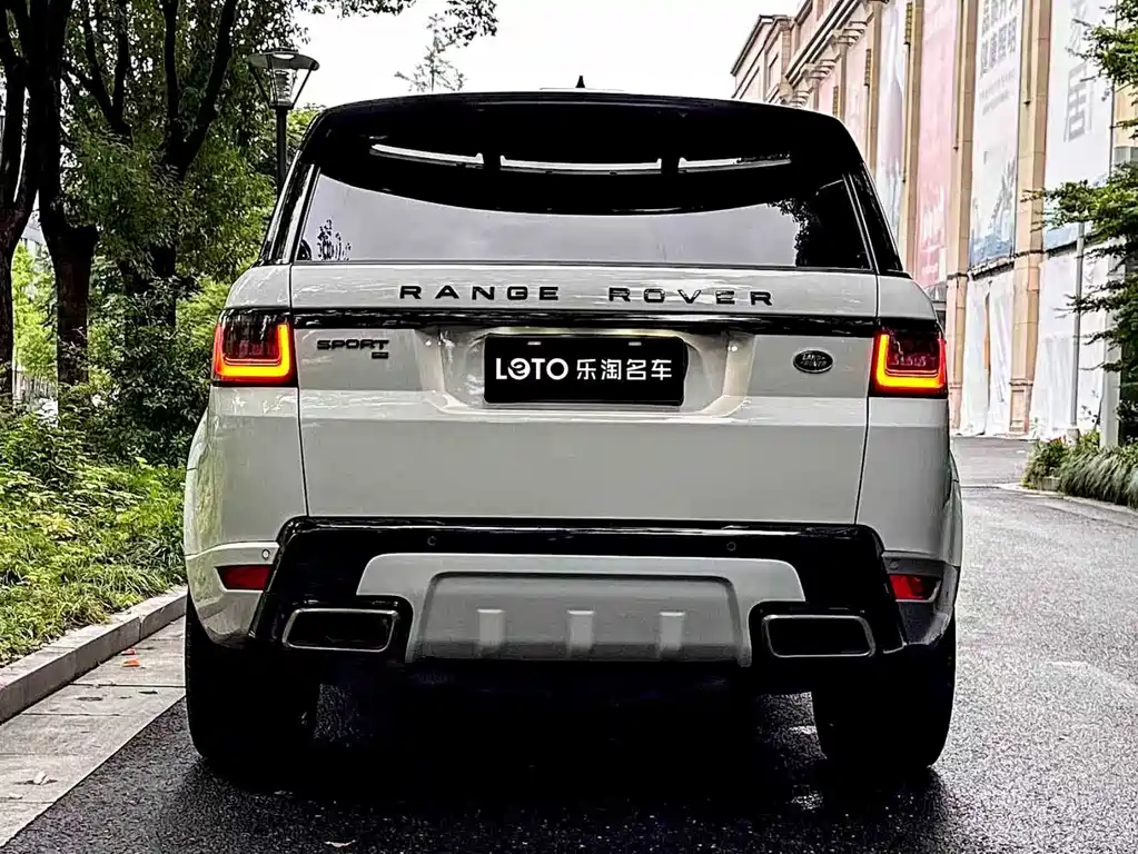 Range Rover Sport 3.0 L6 Shine Black
