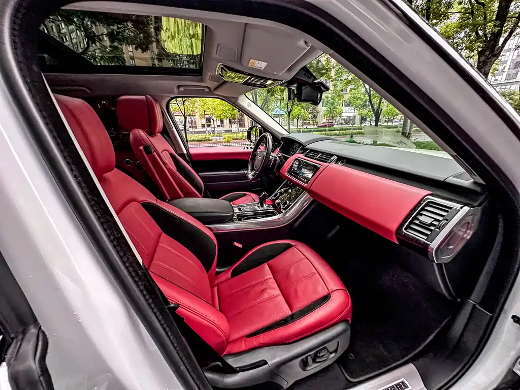 Range Rover Sport 3.0 L6 Shine Black