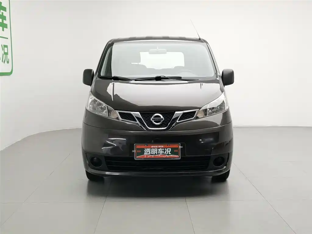Nissan NV200 1.6 L CVT Luxury CN-IV