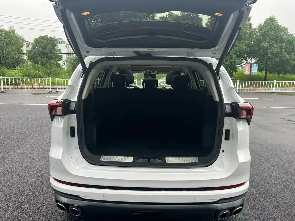 Jetour X70 PLUS Zhuge 1.6 T DCT Wuhou 5-seat