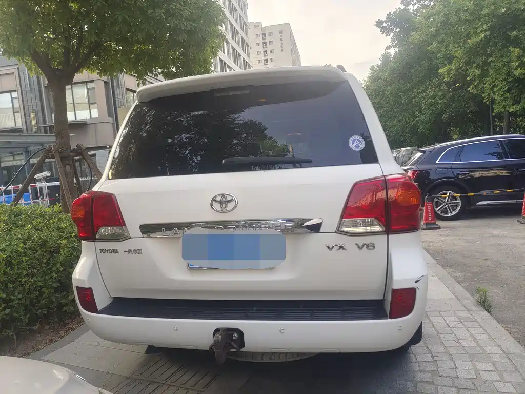 Land Cruiser 4.0 L Auto VX