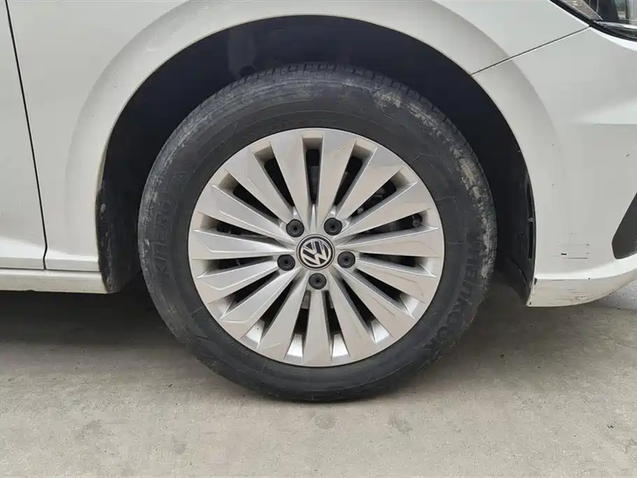 Lavida 280 TSI DSG Comfort CN-VI