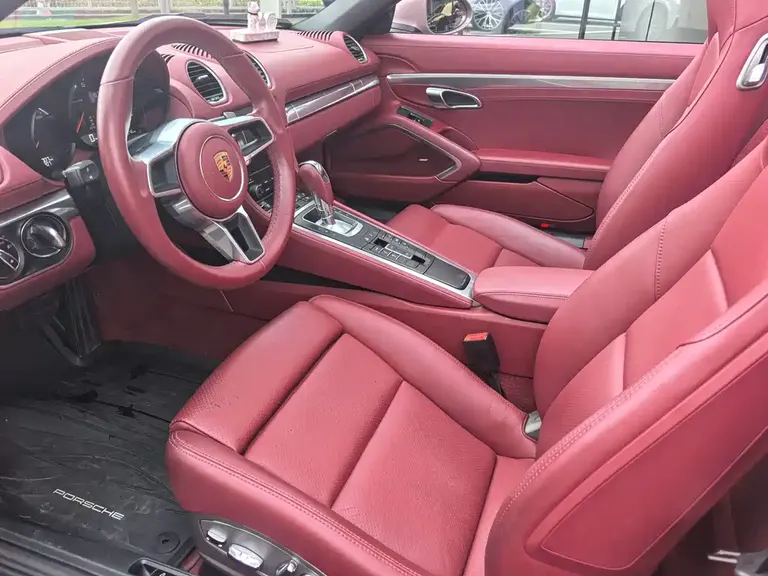 Porsche 718 Boxster 2.0 T