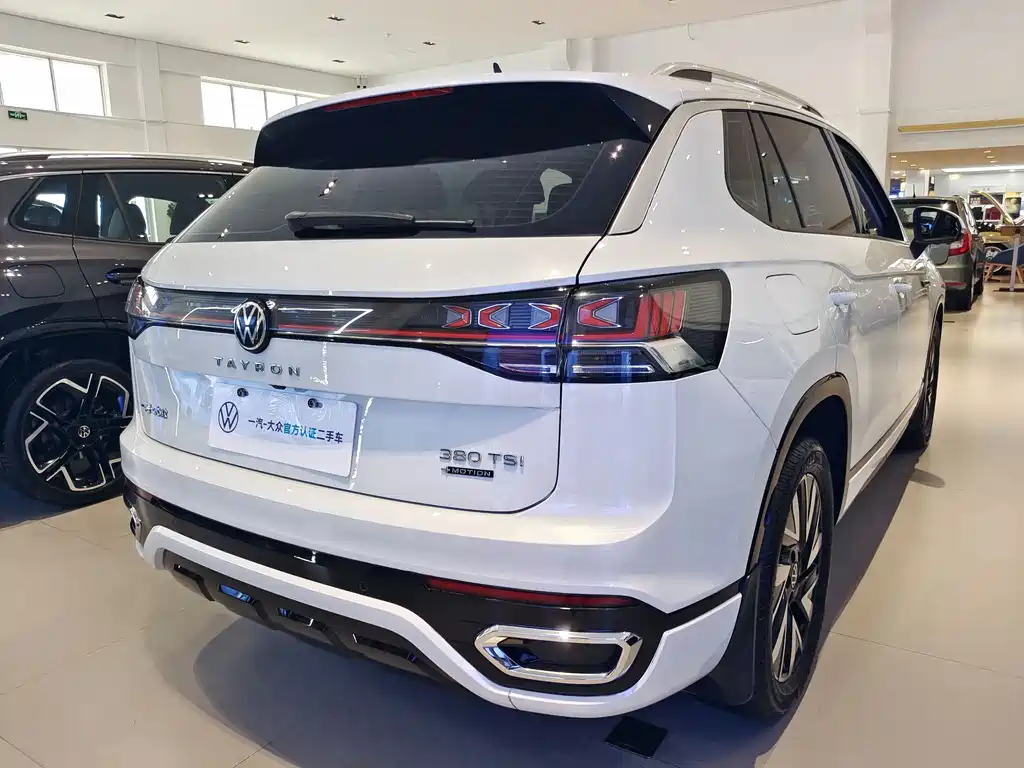 Tayron 380 TSI 4 WD R-Line High Energy