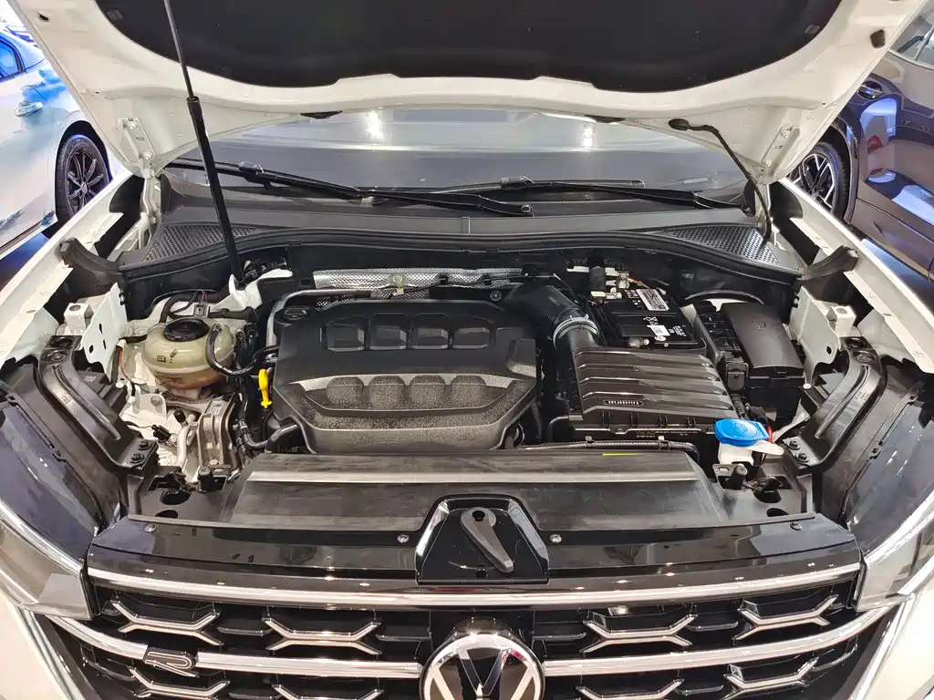 Tayron 380 TSI 4 WD R-Line High Energy