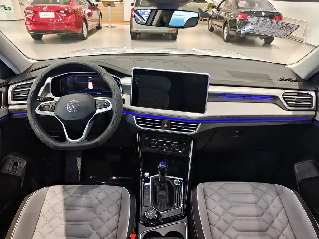 Tayron 380 TSI 4 WD R-Line High Energy