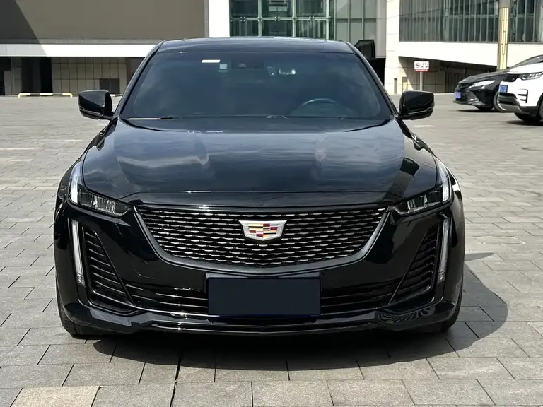 Cadillac CT5 28 T Fashion