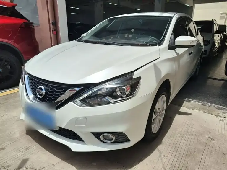 Nissan Sylphy 1.6 XV CVT Connected Premium CN-VI