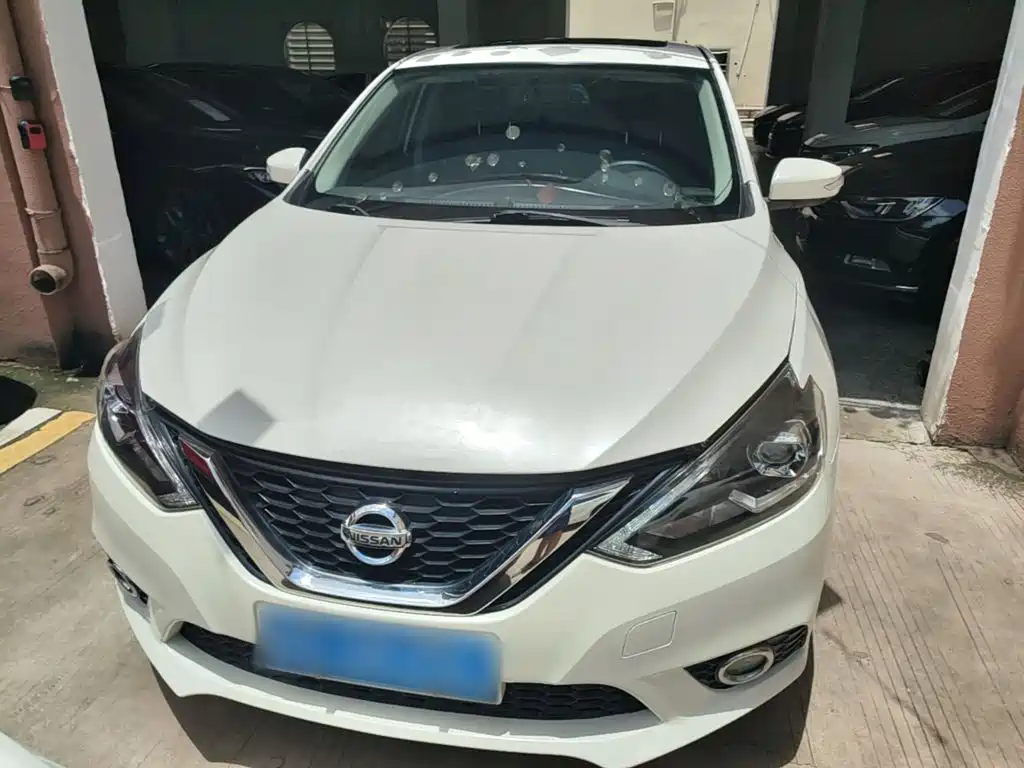 Sylphy 1.6 XV CVT Connected Premium CN-VI