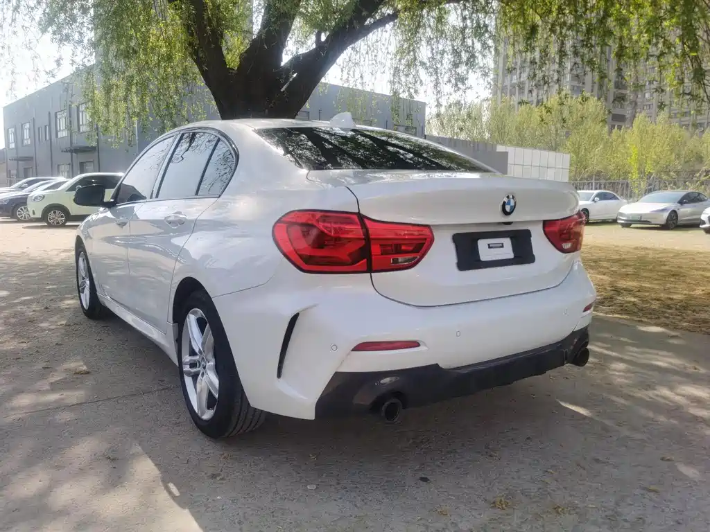 BMW 1 Series Facelift 120 i M Sport Night