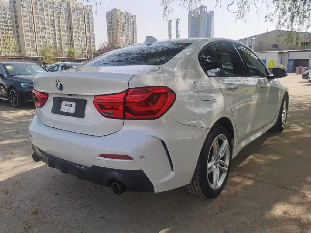 BMW 1 Series Facelift 120 i M Sport Night