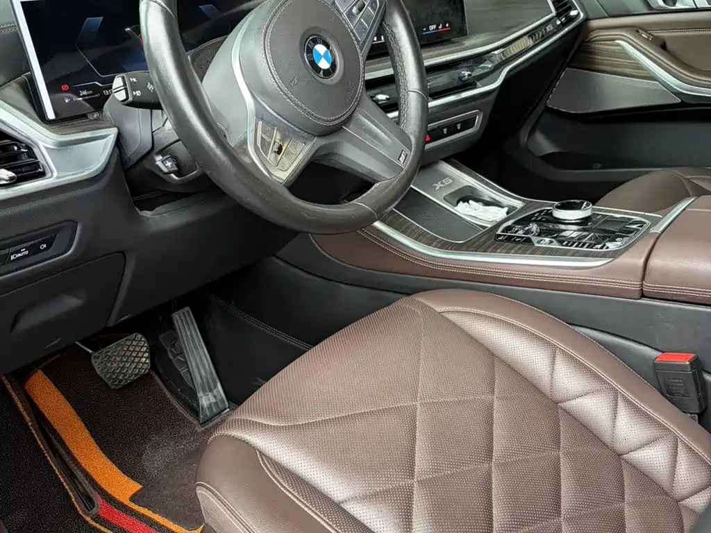 BMW X5 xDrive 40 Li M Sport Package