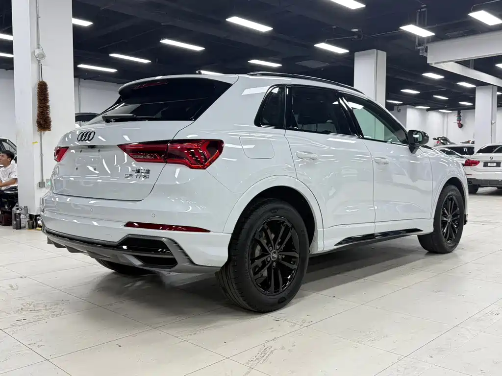 Audi Q3 35 TFSI Fashion Dynamic