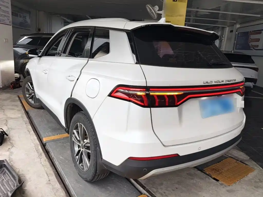 Song Pro 1.5 T Auto Luxury