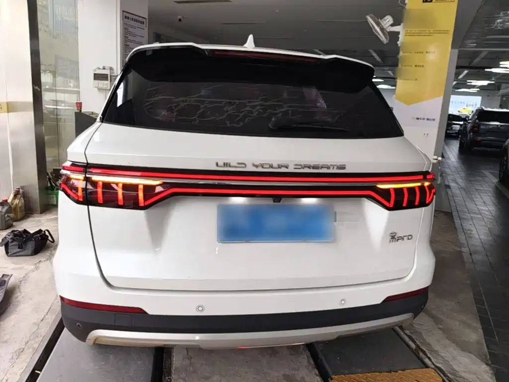 Song Pro 1.5 T Auto Luxury