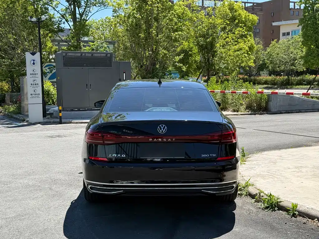 Passat 380 TSI Starry Sky Luxury