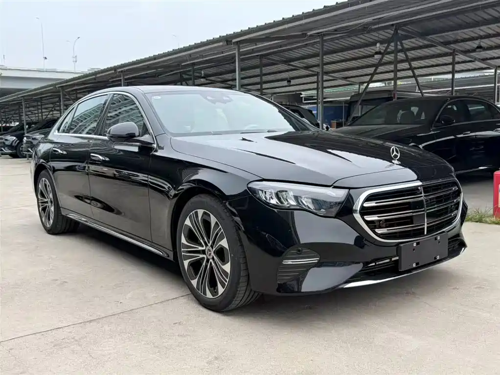 Mercedes-Benz E-Class 奔驰E级 2026款 改款 E 300 L 豪华型